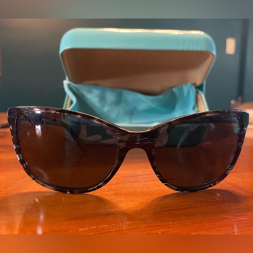 Tiffany & Company Notes collection Cat eye sunglasses New in box